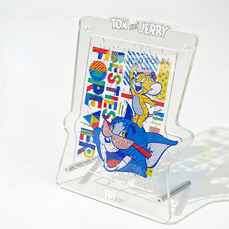 Tom and Jerry Irregular Outline Puzzle
