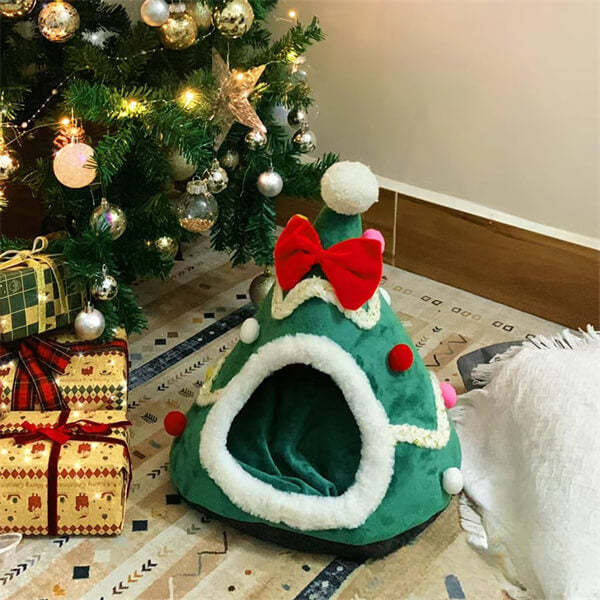 Snug Christmas Cat Haven