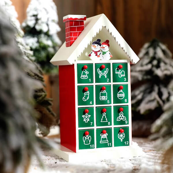 Compact and Festive Decor