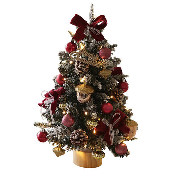 Traditional Christmas Decor