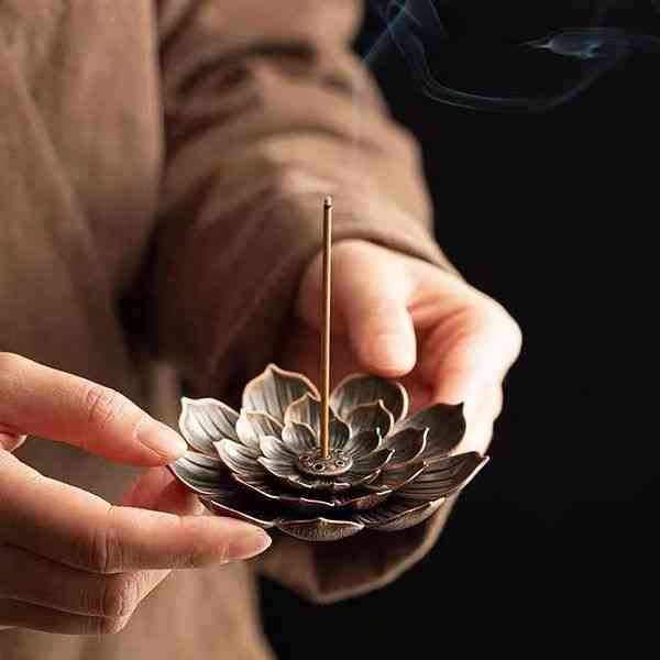 Zen Lotus Incense Burner