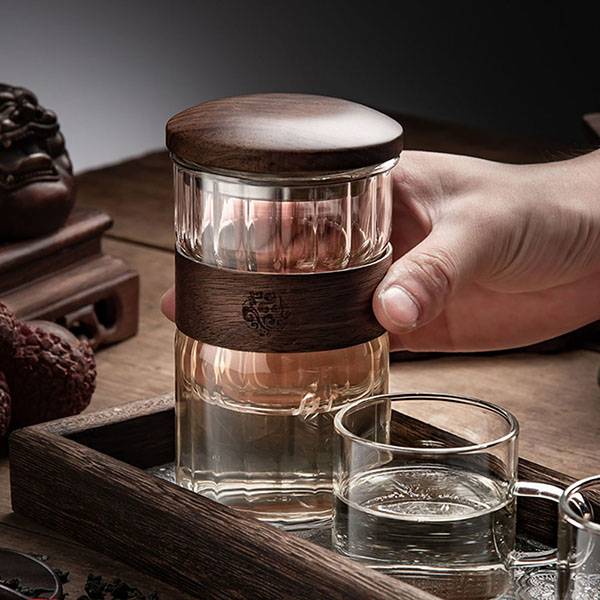 Walnut Lid Glass Teacup and Paulownia Tray Set