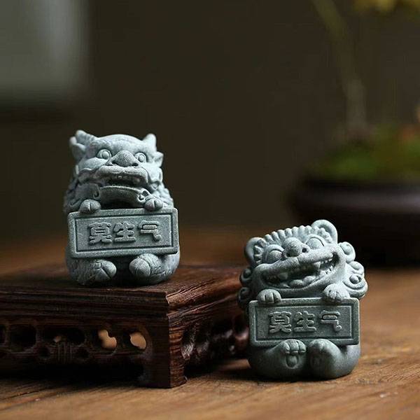 Lion Shape Blessing Table Decoration