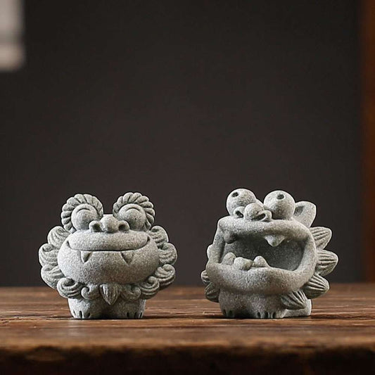 Resin Little Lion Tea Pet Ornament 1 Pair