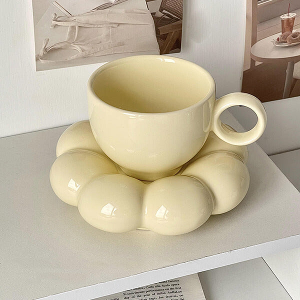 Coffee Saucer with 3D Petals