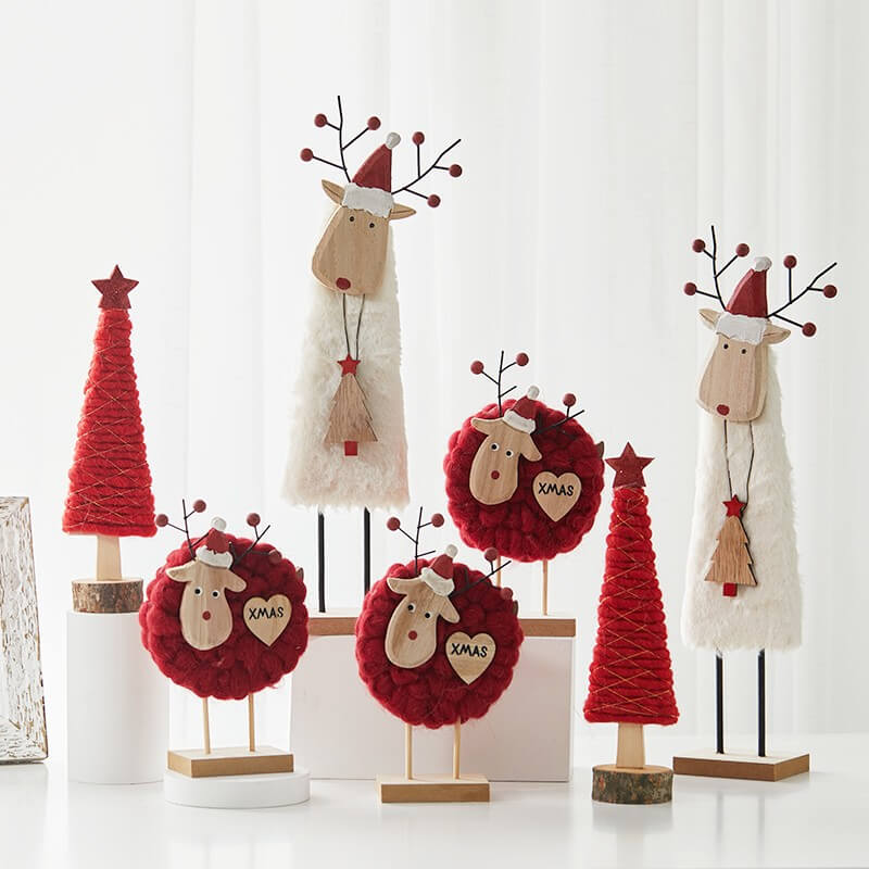 Christmas Elk Shaped Wood Felt OrnamentNEW TOWN BAZAAR