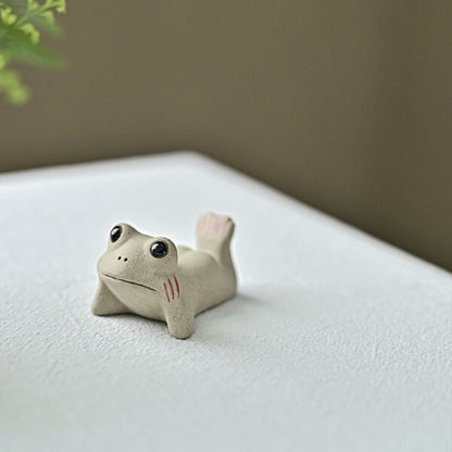 Tea Pet Zen Buddhist Ceramic Lotus Leaf Frog Ornament