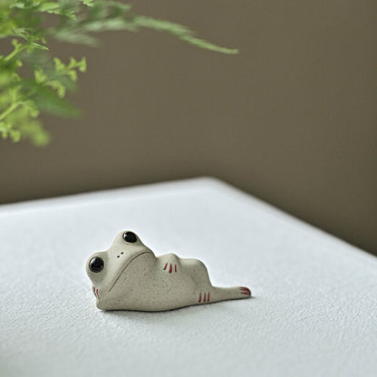 Tea Pet Zen Buddhist Ceramic Lotus Leaf Frog Ornament