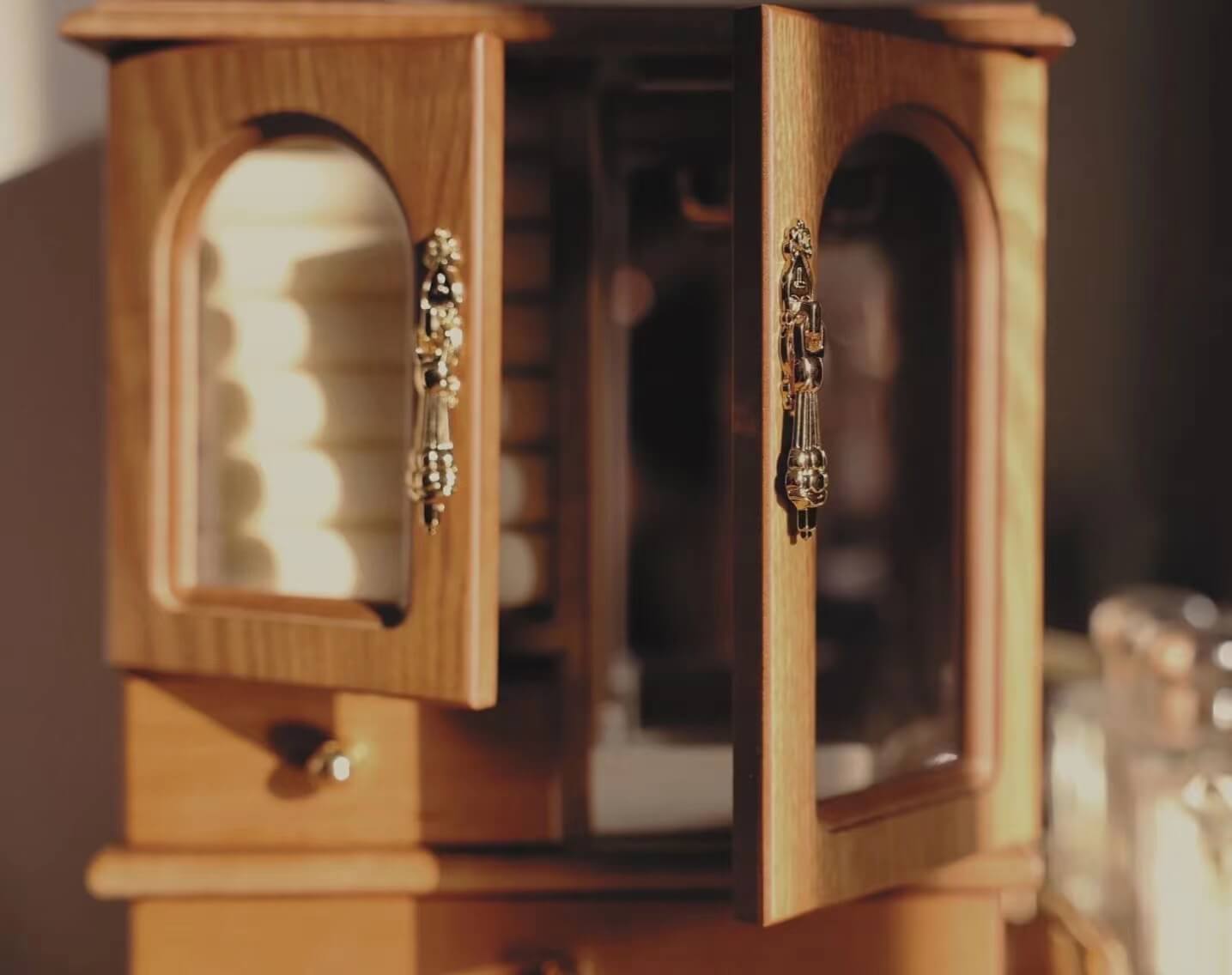 Desktop Jewelry CabinetJewelry, Jewelry BoxNEW TOWN BAZAAR