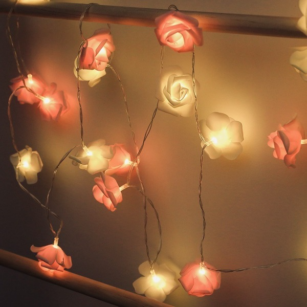 Romantic Rose String LightsNEW TOWN BAZAAR