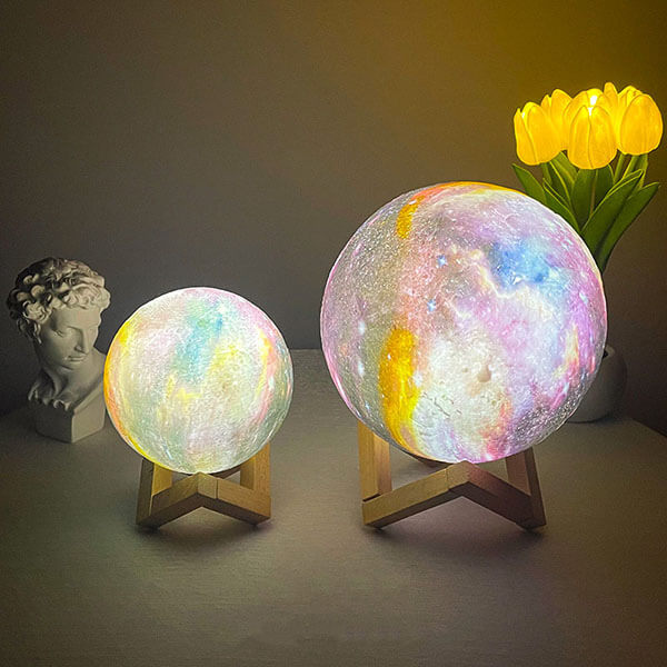 Petite veilleuse peinte lune ciel étoilé