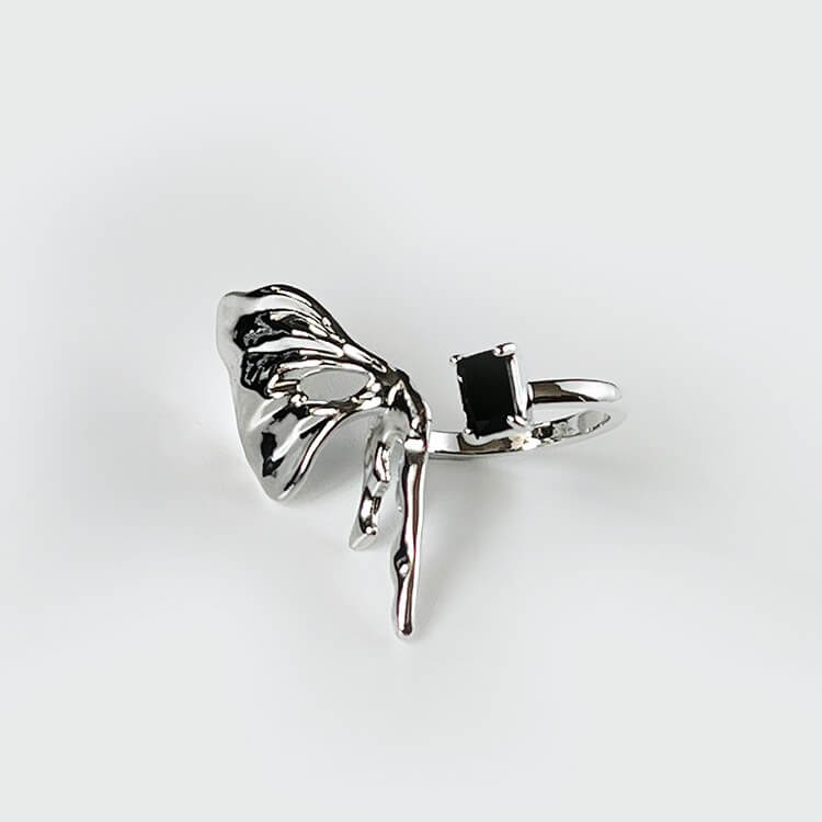 Asymmetric Wings Black Diamond Ringmini starJewelry, ringsRings