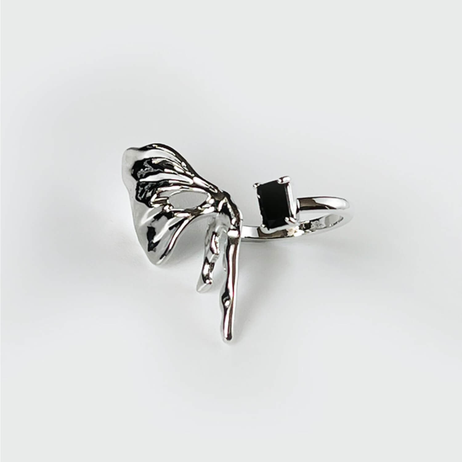 Asymmetric Wings Black Diamond Ringmini starJewelry, ringsRings