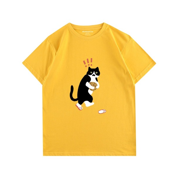 Cookie-stealing Cat T-shirtT-shirt, unisex T-shirt, unisex TshirtNEW TOWN BAZAAR
