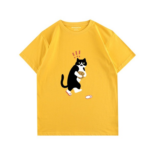 Cookie-stealing Cat T-shirtT-shirt, unisex T-shirt, unisex TshirtNEW TOWN BAZAAR