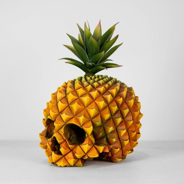 Pineapple Skull Statue Resin CraftsNEW TOWN BAZAAR