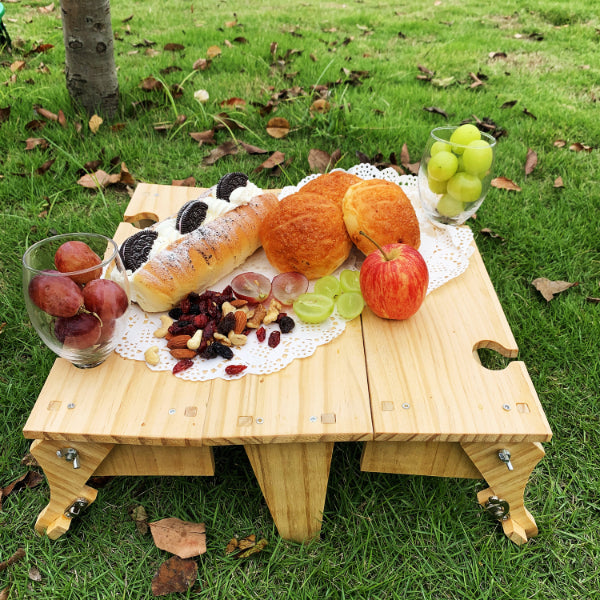 Folding Picnic Basket TableNEW TOWN BAZAAR