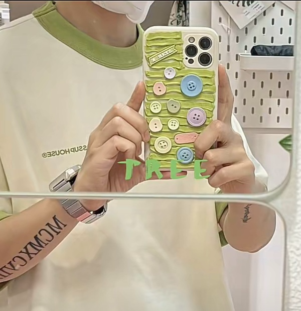Color Button Phone CaseNEW TOWN BAZAAR