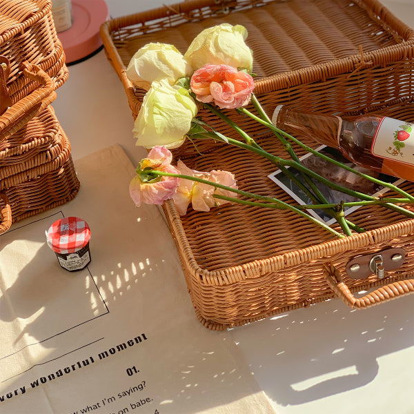 Picnic BasketNEW TOWN BAZAAR