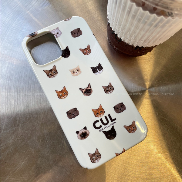 Cute Cat Phone CaseNEW TOWN BAZAAR