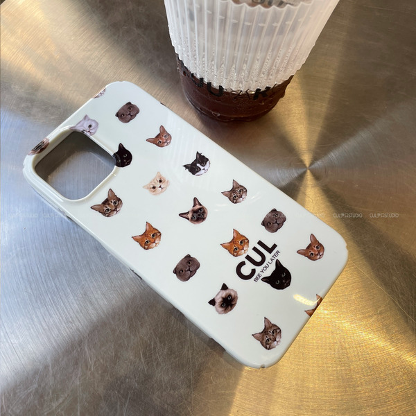 Cute Cat Phone CaseNEW TOWN BAZAAR