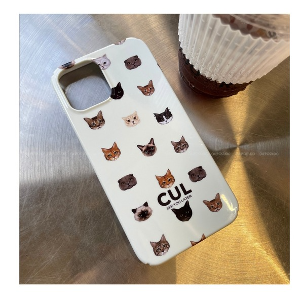 Cute Cat Phone CaseNEW TOWN BAZAAR