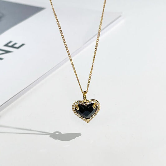 Black Vintage Heart NecklaceJewelry, necklaceNEW TOWN BAZAARNecklaces