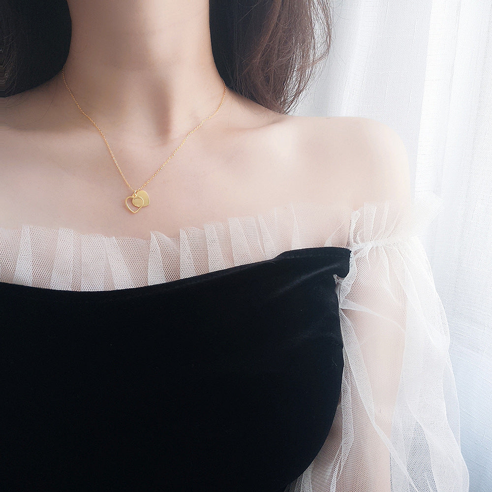 Heart-shaped Clavicle NecklacenewNEW TOWN BAZAAR