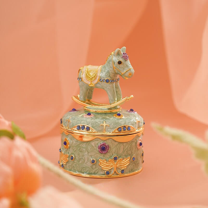 Vintage Pony Enamel Jewelry BoxJewelry, Jewelry BoxNEW TOWN BAZAAR