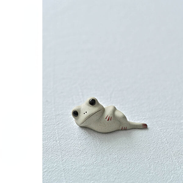 Tea Pet Zen Buddhist Ceramic Lotus Leaf Frog Ornament