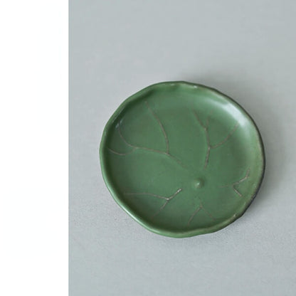 Tea Pet Zen Buddhist Ceramic Lotus Leaf Frog Ornament