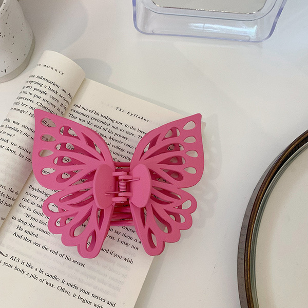 Butterfly Plate Hair Clip NEW TOWN BAZAAR Hair Clippers & Trimmers